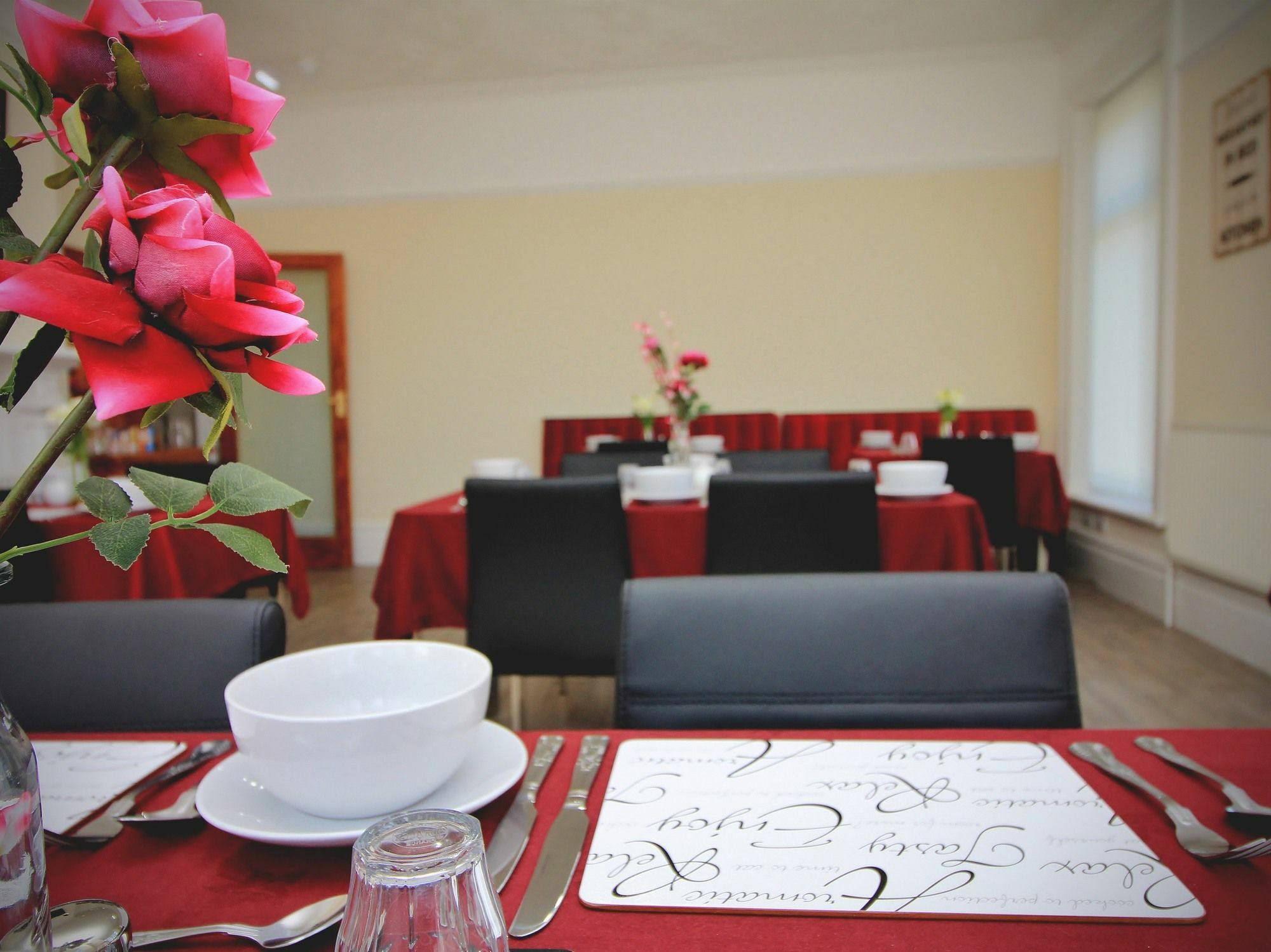 เบย์สวอเตอร์ เฮาส์ Bed & Breakfast แบล็คพูล ภายนอก รูปภาพ